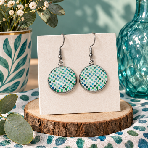 Boucles d'oreilles pendantes cabochon verre motif pois camaïeu de vert