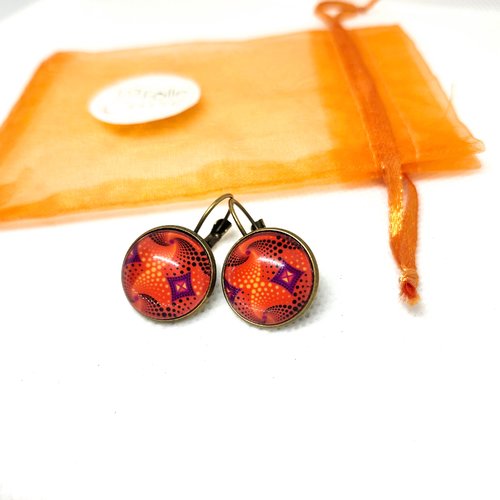 Boucles d'oreilles dormeuses cabochon verre motif abstrait coloré