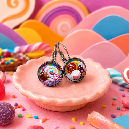 Boucles d'oreilles dormeuses dépareillées cabochon verre esprit motif candy