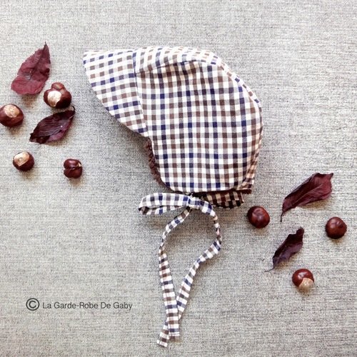 Bonnet D Hiver Bebe Garcon En Coton Carreaux Et Fausse Fourrure Couleur Marron Un Grand Marche