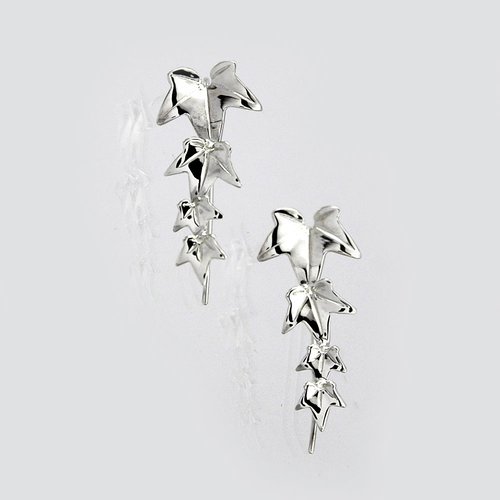 Cascade de feuilles de lierre tombantes en argent
