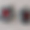 Boucles d'oreilles artisanales - boucles d'oreilles boutons pendantes carrées, cabochons en verre rouge...