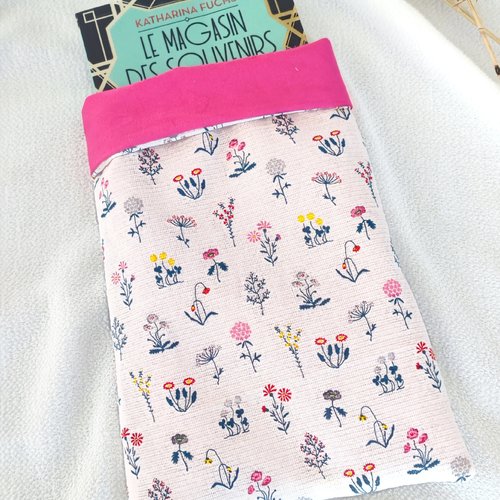 Pochette protège livre réversible format poche