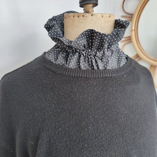 Col victorien froncé amovible fond noir pois blancs