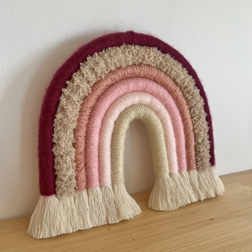Arc-en-ciel en macramé à personnaliser