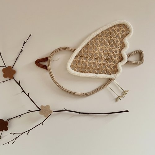 Décoration murale oiseau moineau en tricotin