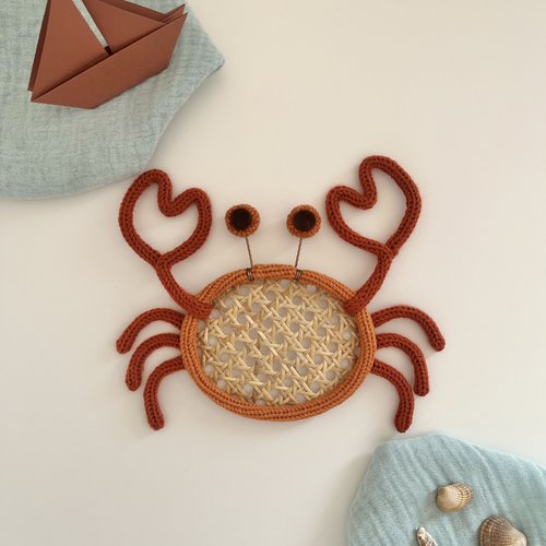 Décoration murale crabe en tricotin