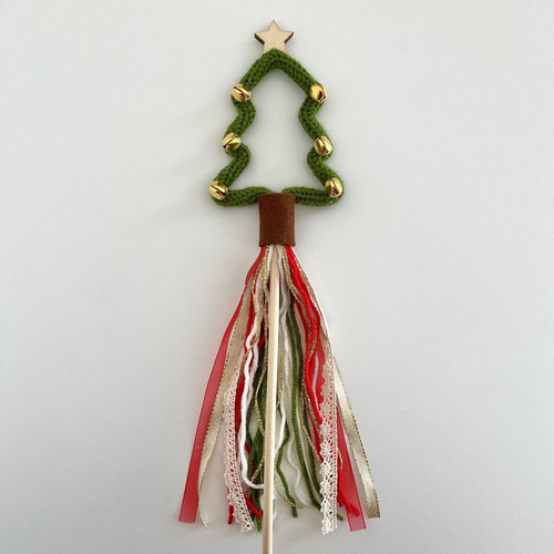 Baguette magique sapin de noël en tricotin