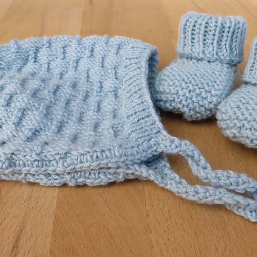 Béguin et chaussons laine pour bébé faits main