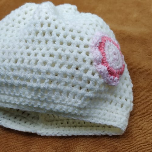 Bonnet  laine bébé / bonnet naissance crochet