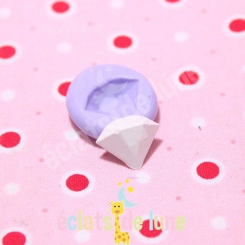 Moule en silicone petit diamant 12/15mm