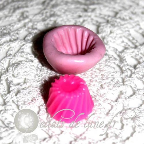 Moule silicone puding avec coeur 16mm
