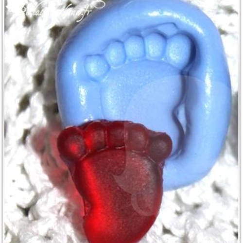 Moule silicone pied de bébé droit 15mm