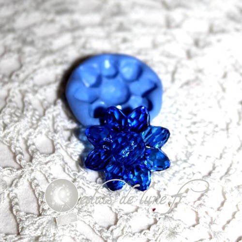 Moule silicone perles fleur étoile 21mm