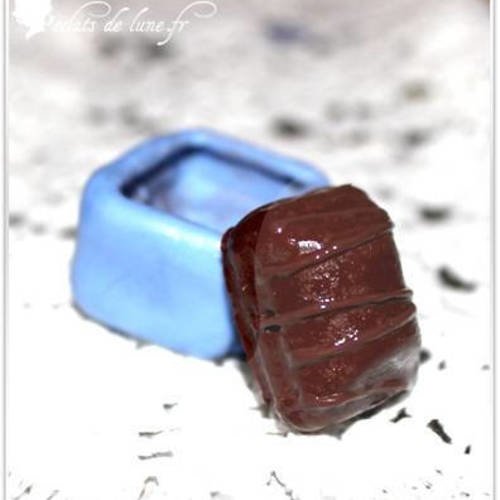 Moule silicone kinder bueno 27mm