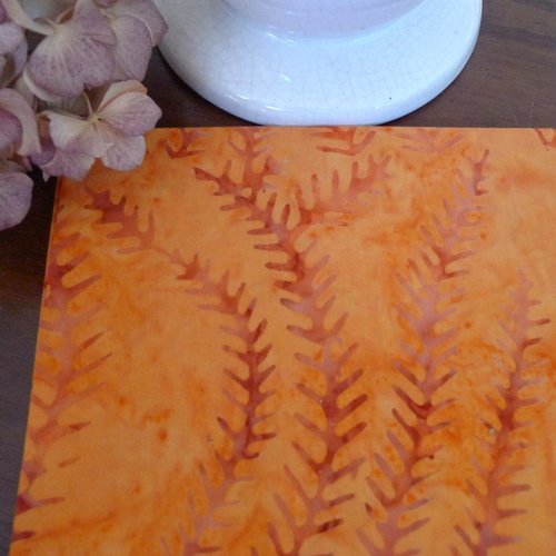 Coupon de tissu 50 x 55 cm imprimé batik orange motif fougère