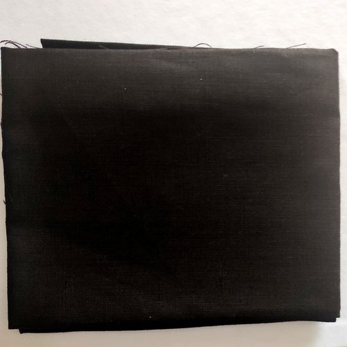 Coupon 50 x 60 cm toile à broder zweigart newcastle noire