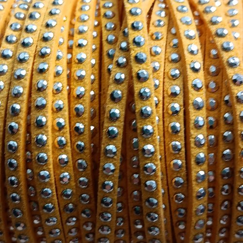 Suédine strass jaune moutarde 3mm sss-14.