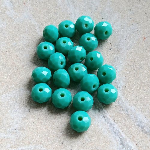 Perles à facettes vertes 8x6mm x20 pve6-21