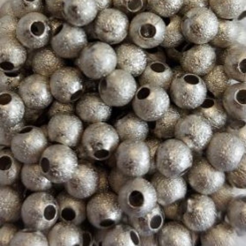 Perles scintillantes argentées 4mm x30 par7-15.