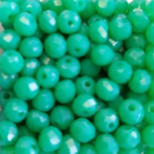 Perles à facettes vertes 4x3mm x50 pve8-6.