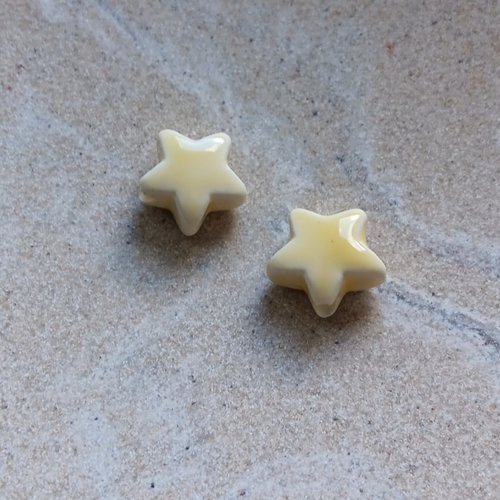 Perles étoiles jaunes en céramique x2 pja1-12