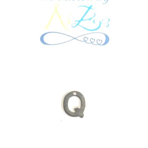 Pendentif lettre q en acier inox argenté init3-q
