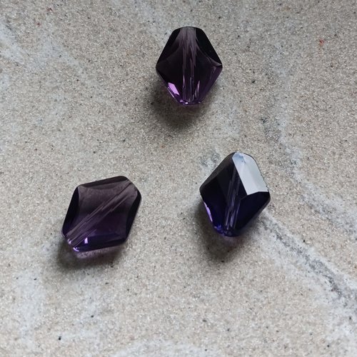 Perle losange facettée violette 14x12mm pvi4-6
