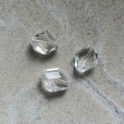 Perle losange facettée transparente 14x12mm pblc2-2