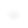Breloque filigrane fleurie blanche 22x20mm blc4-2