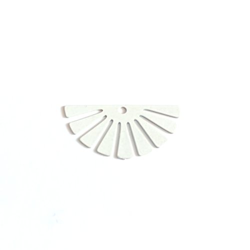 Estampe filigrane éventail blanc en métal 12x23mm x1 ou x10 blc9-10