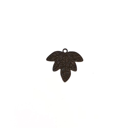 Estampe filigrane feuille noire 20x23mm no5-8