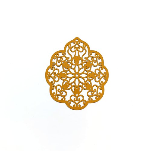 Estampe filigrane goutte jaune moutarde en métal 50x43mm x1 ou x10 geja-49