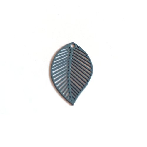 Estampe filigrane feuille grise en métal 22x13mm x1 ou x10 gr9-3