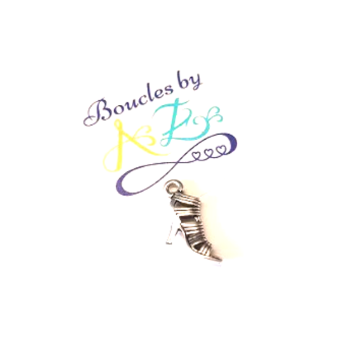 *breloque chaussure à haut talon, argentée 16x14mm ar38-8.*