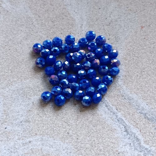 Perles rondelles à facettes bleues 4x3mm x50 pble8-14