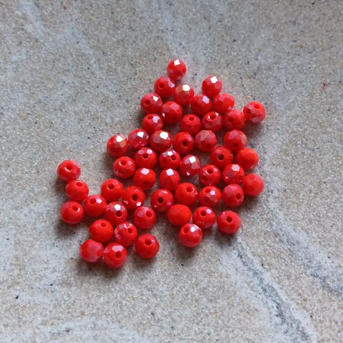 Perles rondelles à facettes rouges 4x3mm x50 prou5-17