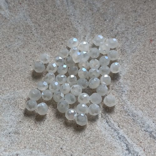 Perles rondelles à facettes blanches 4x3mm x50 pblc4-8