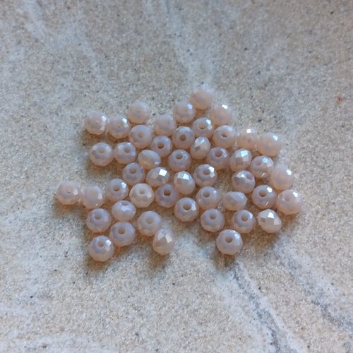 Perles rondelles à facettes beiges 4x3mm x50 pblc4-22