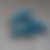 Perle tube incurvé bleu en acrylique 32x9mm pble12-1