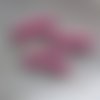 Perle tube incurvé rose framboise en acrylique 32x9mm pros8-9