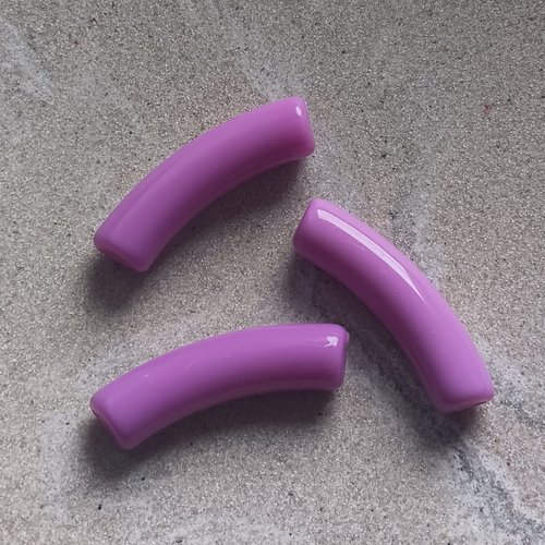 Perle tube incurvé violet en acrylique 32x9mm pvi10-6