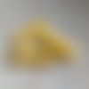 Perle tube incurvé jaune marbré en acrylique 31x9mm pja4-15