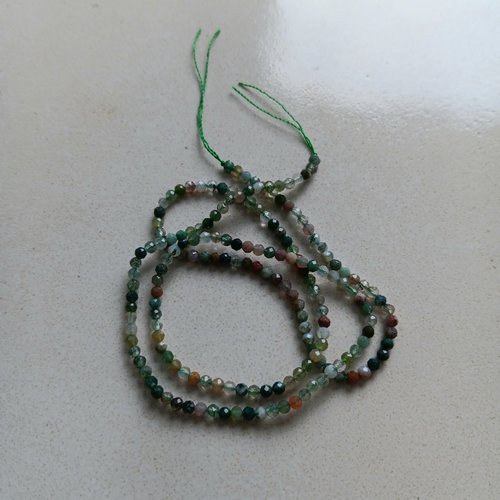 Perles rondes facettées agate indienne naturelle 2mm pp1-84