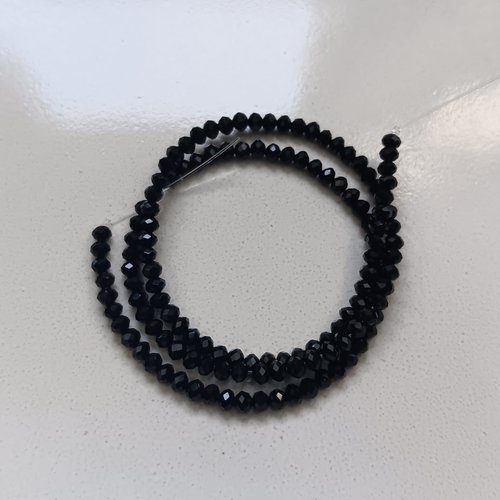 Fil de perles rondelles à facettes noires en verre 3,5x2,5mm pno3-2