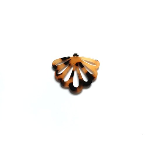 Pendentif feuille marron en acétate 30x36mm gemu-40