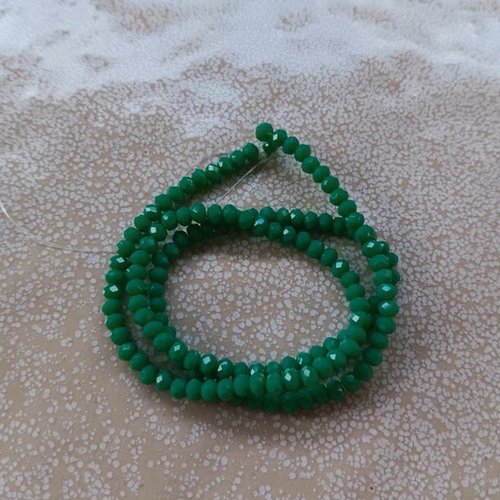 Fil de perles rondelles à facettes vertes en verre 3x2mm x130perles vpve4-16