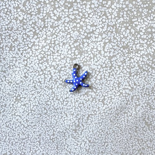 Breloque étoile de mer émaillée bleue en acier inoxydable 304 argenté – 10,5 x 10 mm ble35-4