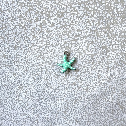 Breloque étoile de mer émaillée verte en acier inoxydable 304 argenté – 10,5 x 10 mm ve32-9
