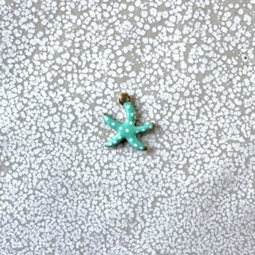 Breloque étoile de mer émaillée verte en acier inoxydable 304 doré – 10,5 x 10 mm ve32-10